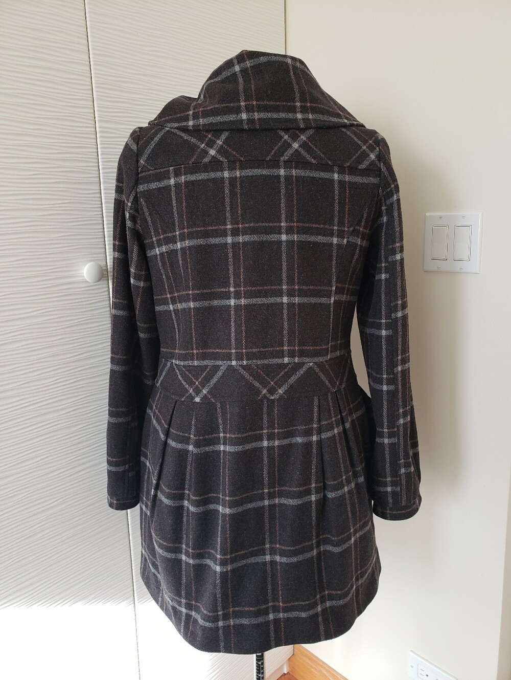 Hydraulic Womens Dark Gray Plaid Double-Breasted Wool Coat. Sz.L - Picture 3 of 7
